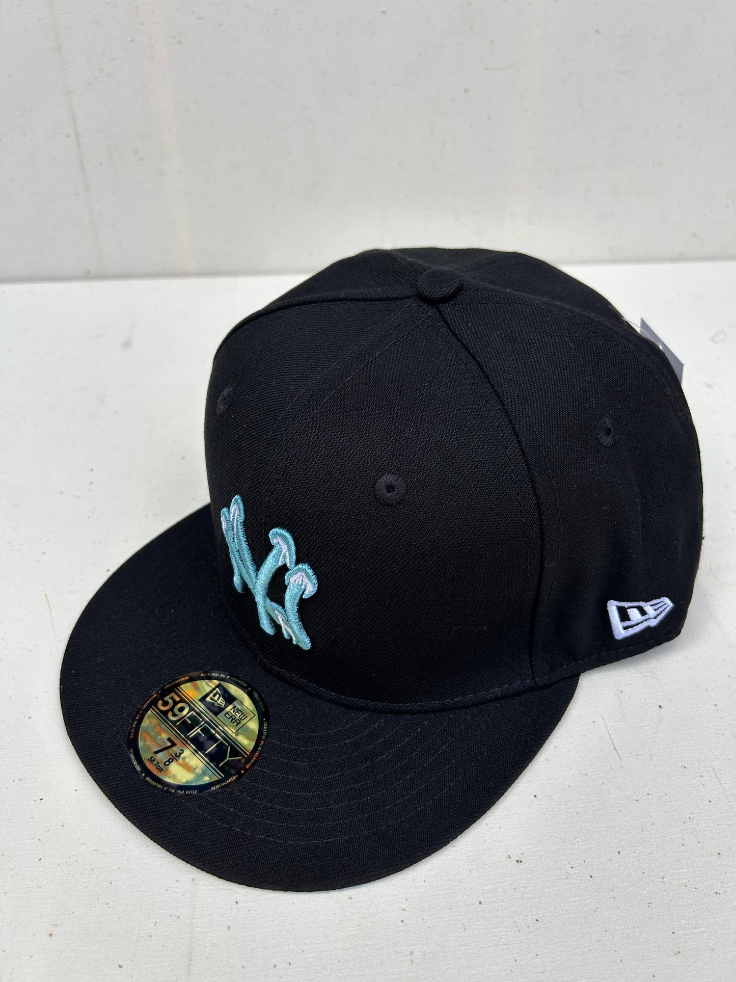 Frozen New York Yankees Fitted Hat